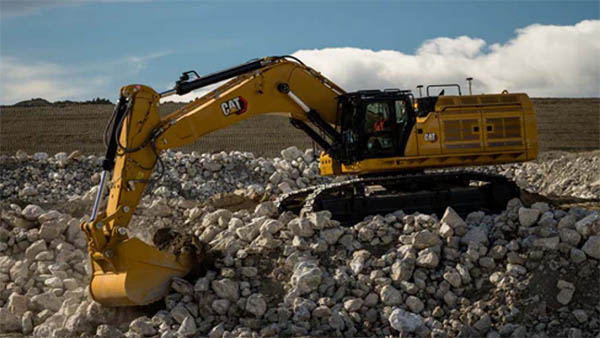 La excavadora Caterpillar 374 de próxima generación agrega más durabilidad y una producción aún mayor