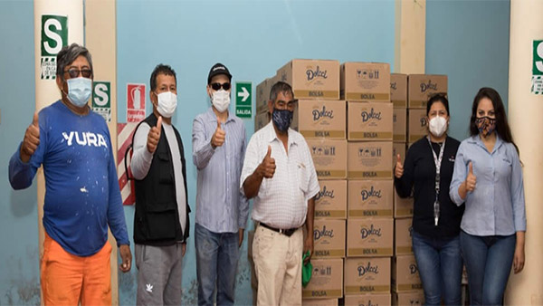 Cemento Yura llevó donaciones por Navidad a familias de Arequipa
