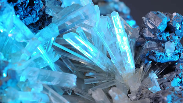 Así funciona el cuarzo azul: la piedra más relajante de todas