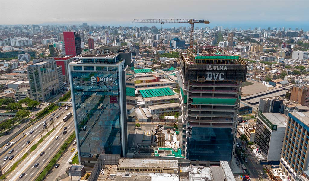 Los encofrados ULMA han conseguido optimizar recursos y garantizar la seguridad en la construcción de la Torre República en San Isidro