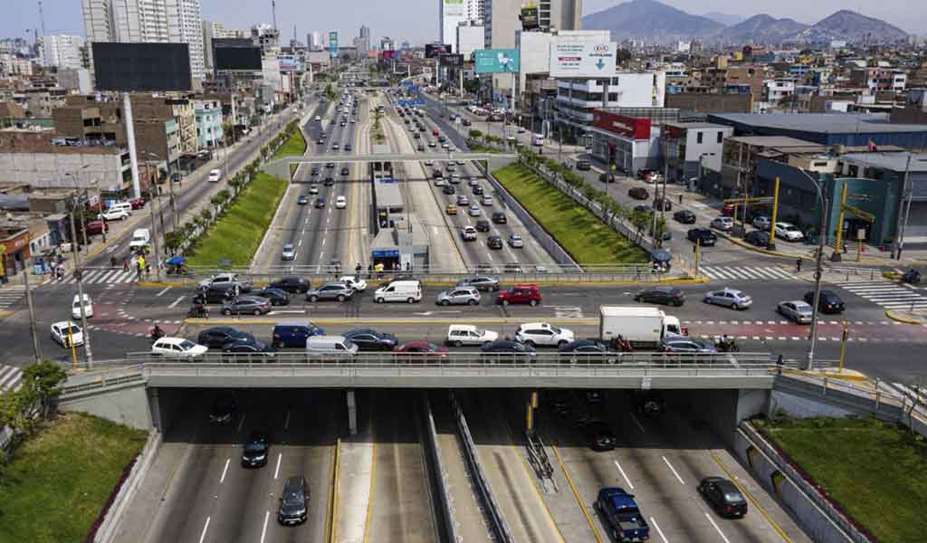 MML efectúa trabajos de mantenimiento en puentes de la Vía Expresa Luis Bedoya Reyes
