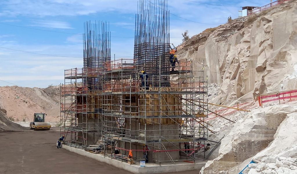 ULMA: Andamios Brio forma parte de la construcción de moderno puente en Arequipa