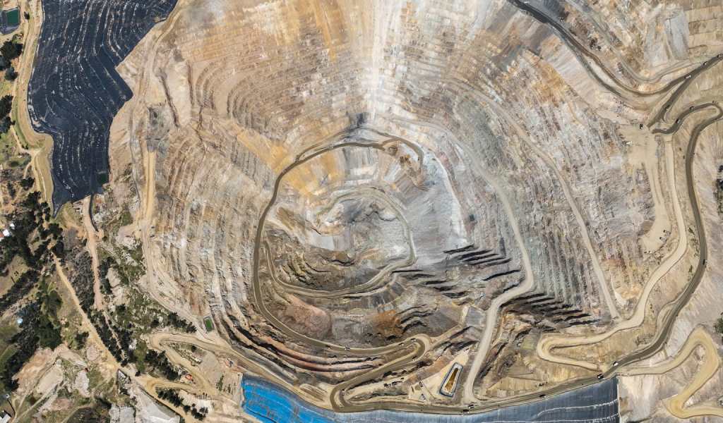 Summa Gold obtiene reconocimiento por formalizar zona de minería ilegal