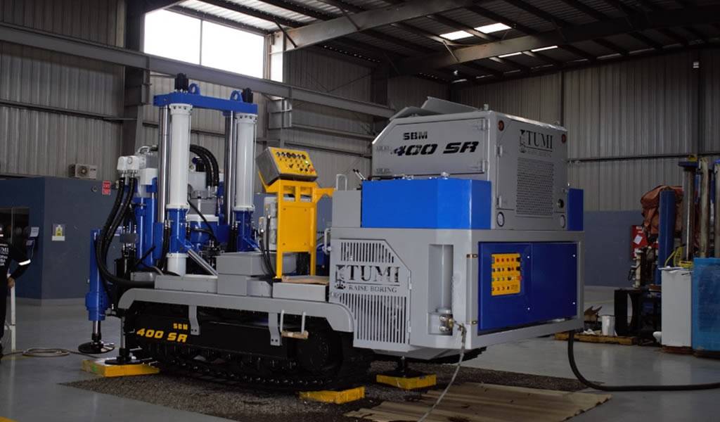 TUMI Raise Boring: Máquina SBM 400 SR, el sistema ideal para perforación de chimeneas de producción minera