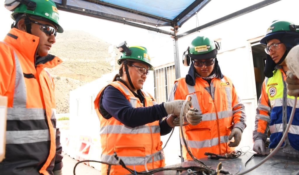 Ferreyros: Mujeres del mundo de los ‘fierros’ demuestran que el talento y la capacidad no tienen género