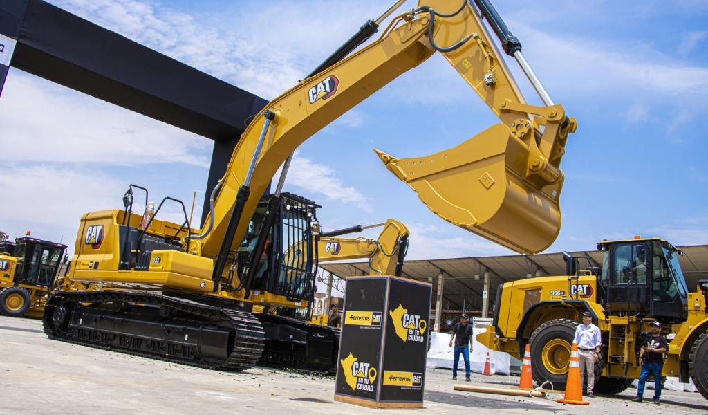 Ferreyros lanza excavadora CAT 333, para construcción y minería, en diversas regiones del Perú