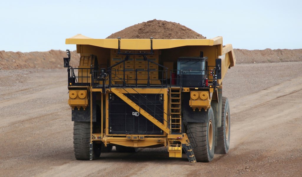 Ferreyros presenta avances líderes de Caterpillar en autonomía y electrificación en XV CONAMIN