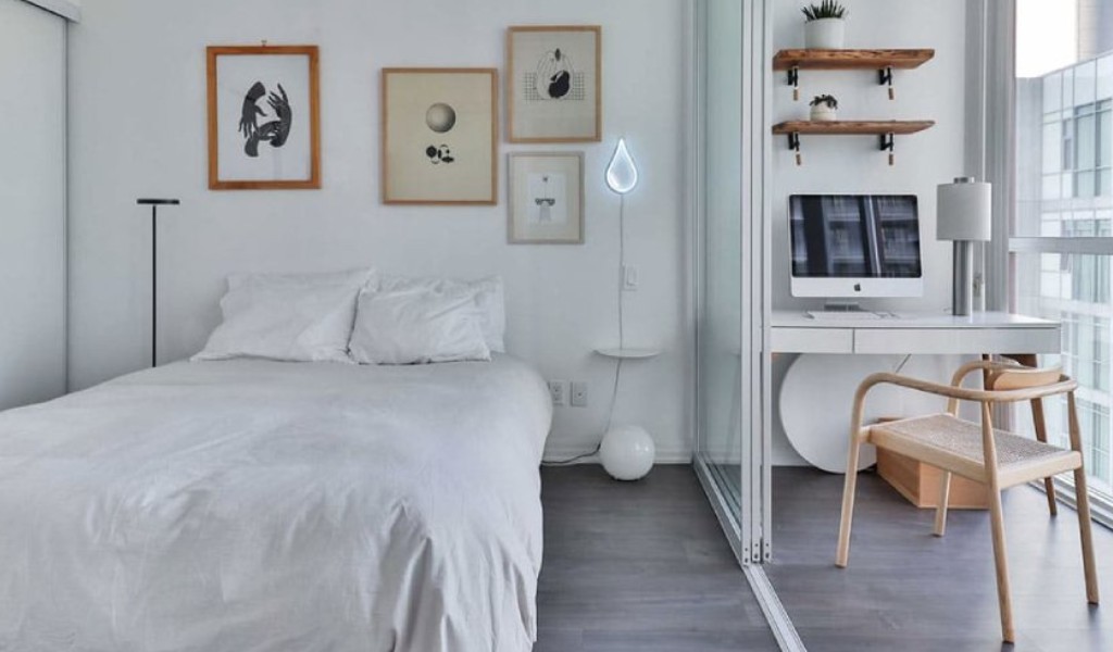 Transforma tu dormitorio pequeño en un espacio funcional con estos consejos de decoración