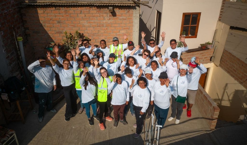 Saint-Gobain contribuyó con la construcción de viviendas para nueve familias en Puente Piedra