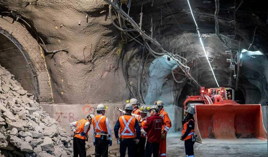 Diseño de un sistema avanzado para la detección de riesgos en minería subterránea