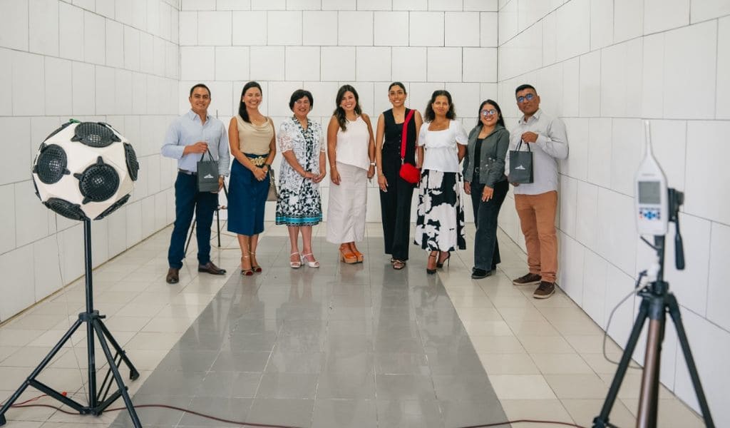 SAINT-GOBAIN PERÚ junto con el Instituto de Acústica y Vibroacústica del Perú (INPAVAC) inauguran el primer laboratorio acústico