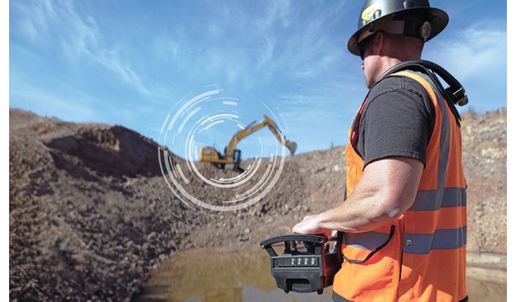 Conoce los avances en la operación de maquinarias mineras mediante controles remotos