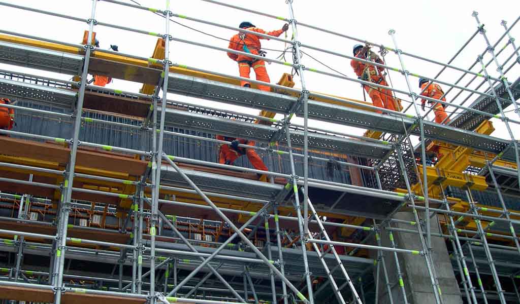 Andamio Multidireccional BRIO: Seguridad, Versatilidad y Productividad para Obras de Alta Exigencia