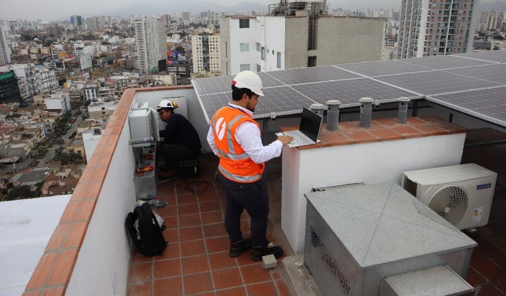 Energía continua y sostenible: Generadores Perú instala paneles solares y grupo electrógeno en su más reciente proyecto