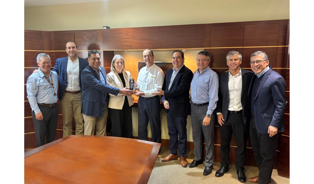 Ferreyros llega a PERUMIN reafirmándose como el mejor dealer minero de Caterpillar en el mundo