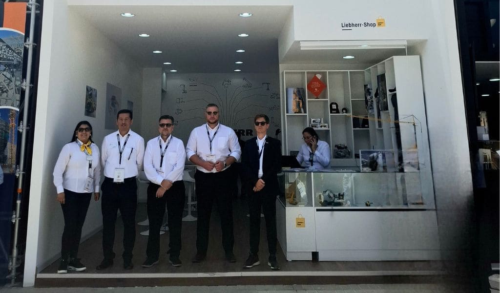 Liebherr presenta la grúa todoterreno LRT 1100-2.1 en PERUMIN 37