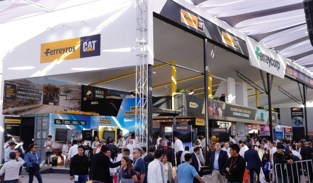 Ferreycorp y Ferreyros lideraron en PERUMIN tendencias transformadoras para la minería