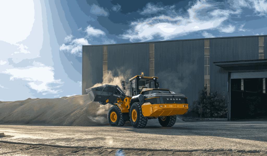 Volvo presentó el camión más seguro del mundo y su primer bus 100 % eléctrico de Latinoamérica