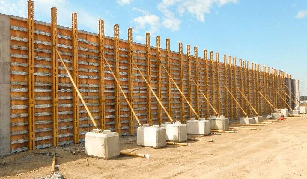 EFCO revoluciona el encofrado de muros con el sistema liviano E-BEAM® y SUPER STUD®