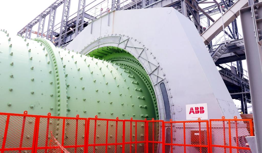 Mina Pueblo Viejo implementa Servicio de ABB para minimizar el tiempo de inactividad en operaciones de molienda crítica