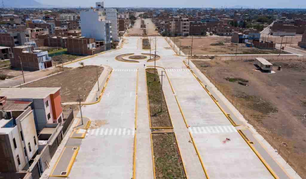 Pacasmayo inicia la mayor obra de pistas y veredas de concreto ejecutada por el Gobierno Regional de La Libertad