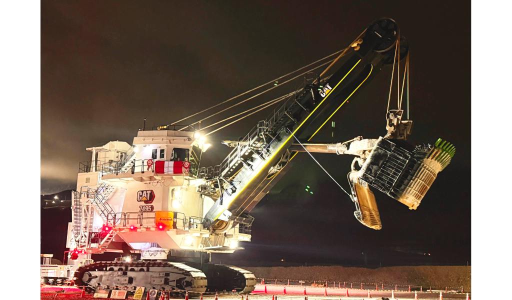 Ferreyros lidera reconstrucciones de palas gigantes Cat a nivel mundial