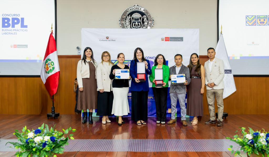 Ferreycorp y Fargoline reciben reconocimiento por sus buenas prácticas laborales