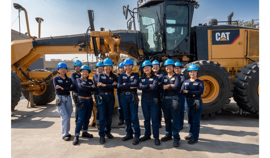 Beca Ferreyros DreamBIG para técnicas recibe Premio Desarrollo Sostenible de la SNMPE