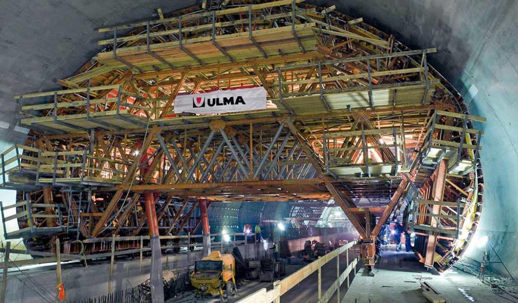 Eficiencia y seguridad en construcción de túneles en mina con el carro de encofrado MK