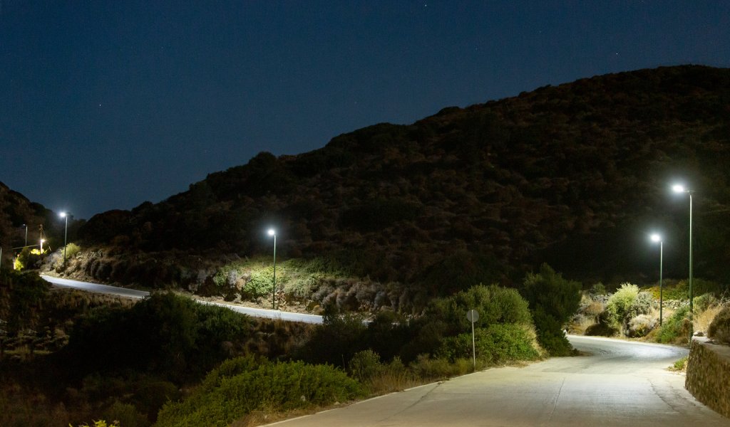 Philips SunStay Pro: soluciones de iluminación solar autónoma para infraestructura pública, industrial y minera