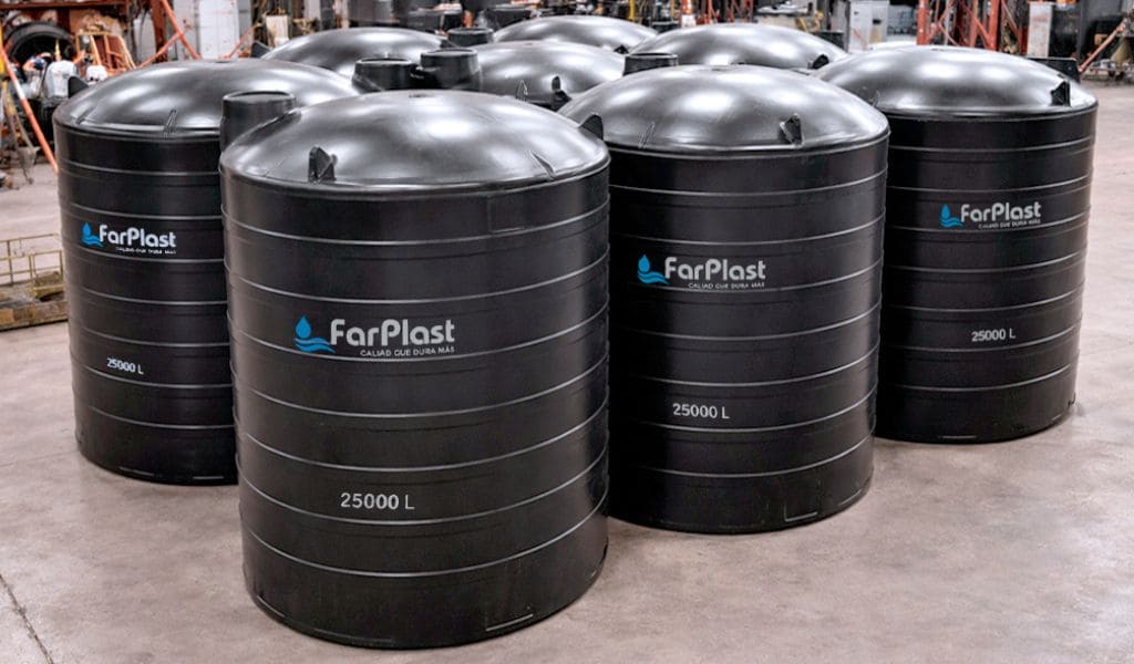 Farplast despacha 17 tanques industriales de 25,000 litros para proyectos mineros e industriales del sur del Perú