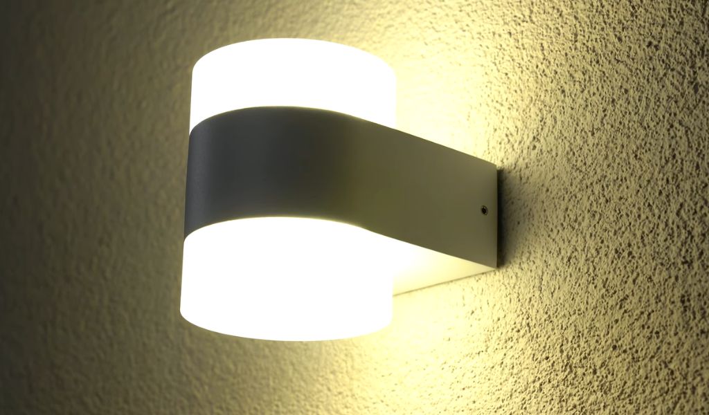 Luminaria exterior eficiente y de diseño: ENDURA Style Square 13W DG