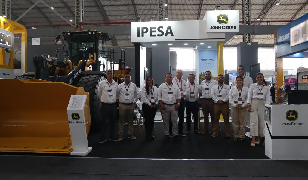 IPESA presenta el poder del cargador frontal John Deere 744p en EXPOCOBRE 2026