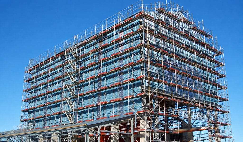 Sistema Allround de Layher: eficiencia, seguridad y versatilidad para la industria