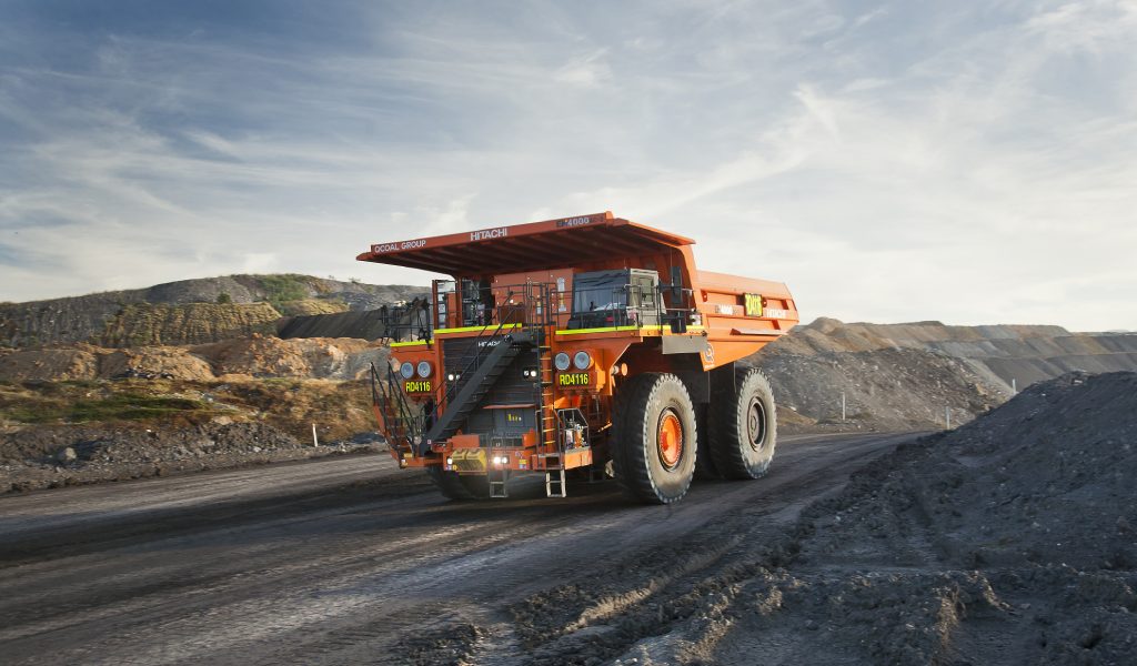 Camiones eléctricos Hitachi Landcros: eficiencia y conectividad para minería | ZAMine Service