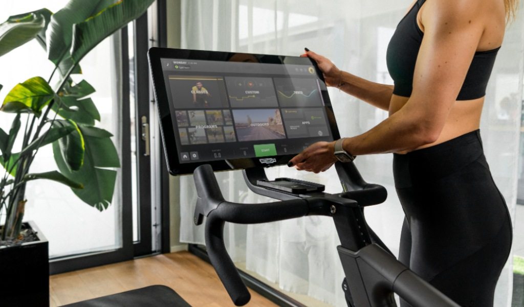 Technogym Ride: rendimiento profesional desde casa