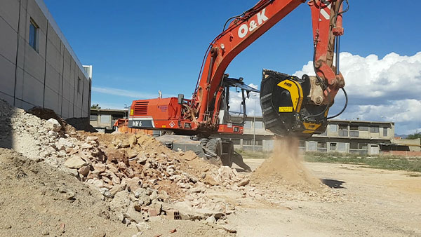Mb Crusher: Demolición de un edificio: ¿Solo y solamente residuos?