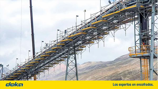 DokaScaff: el andamio multidireccional para trabajos de montaje electromecánico