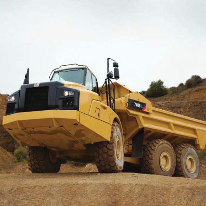 Caminhão Articulado de Transporte 740 EJ, Cat