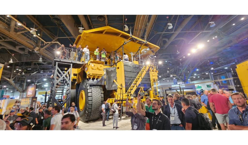 Recorrido por el stand de Caterpillar en MINExpo 2024