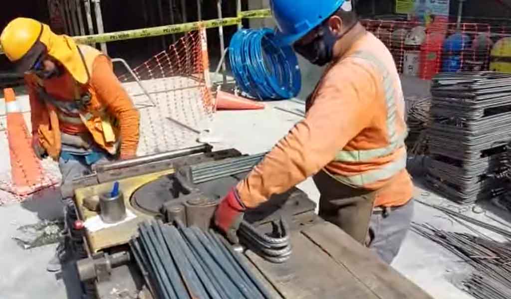 Dobladora de Varillas JJs Machinery GW55D-4 ,haciendo estribos de 1/2"