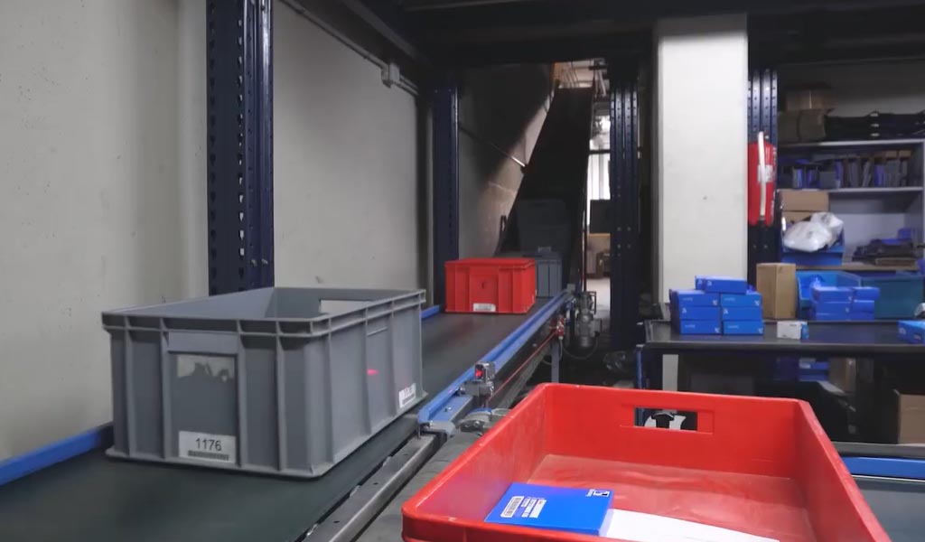 ¡Repuestos entregados en tiempo récord gracias a nuestro nuevo sistema de dispensación vertical!