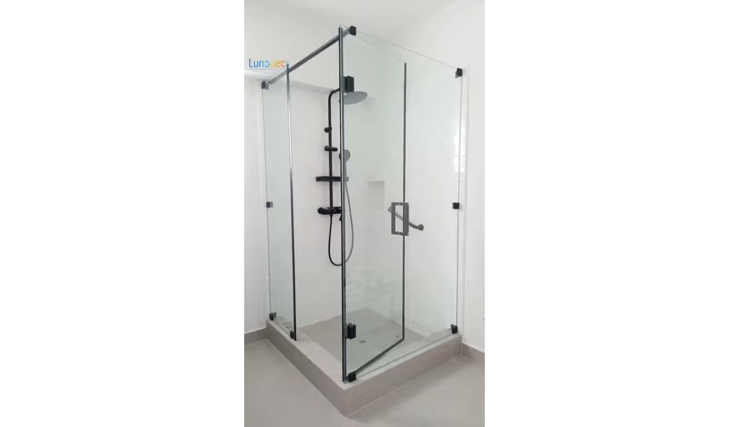 Lunadec Perú: Diseño y funcionalidad en mamparas de ducha